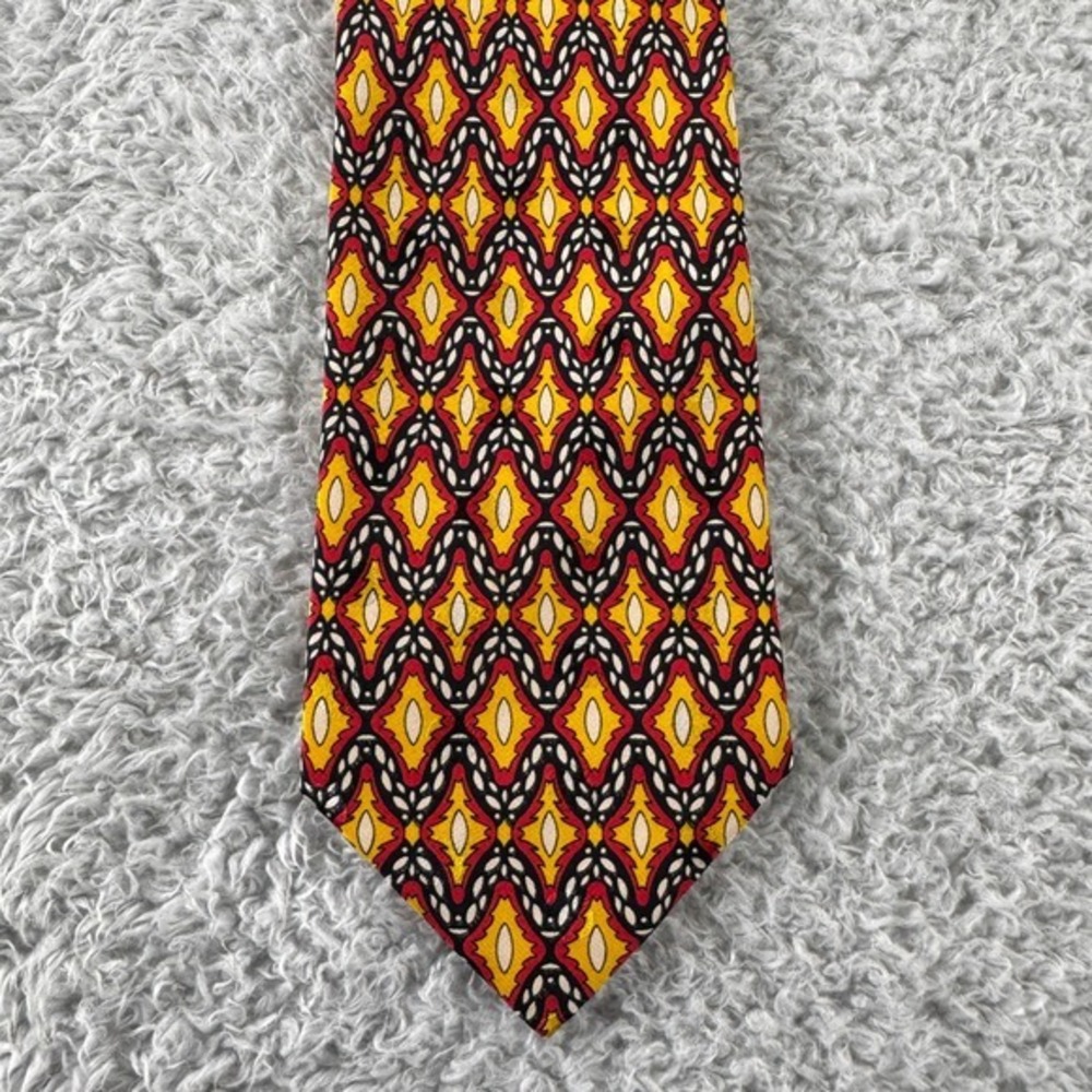 Brioni for Maus & Hoffman Mens Silk Tie Yellow Red Black Geometric Diamond Italy